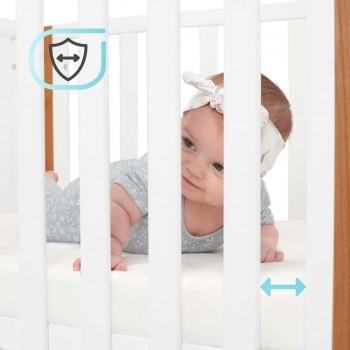 KINDERKRAFT Postieľka drevená Koya s funkciou ohrádky vrátane matraca White, Premium