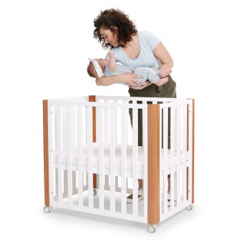 KINDERKRAFT Postieľka drevená Koya s funkciou ohrádky vrátane matraca White, Premium