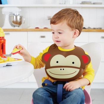 SKIP HOP Zoo Podbradník silikónový Opička 6m+
