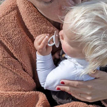 BIBS De Lux cumlíky z prírodného kaučuku 2ks - veľkosť 1 Pink Plum / Peach