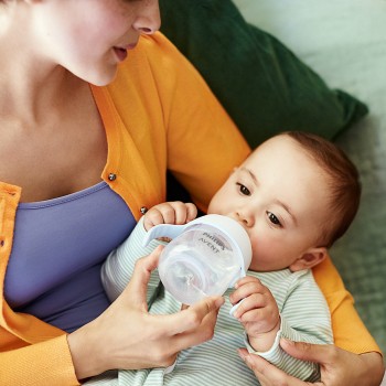 Philips AVENT Fľaša na učenie Natural Response 150 ml, 6m+