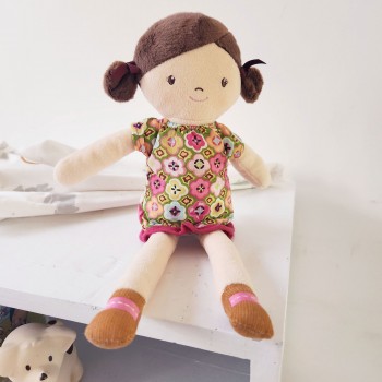 Bonikka Chi Chi látková bábika v darčekovej krabičke Ivy hnedé vlasy