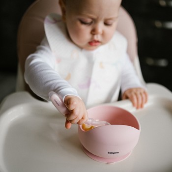 BABYONO Miska silikónová s prísavkou - pink 6m+