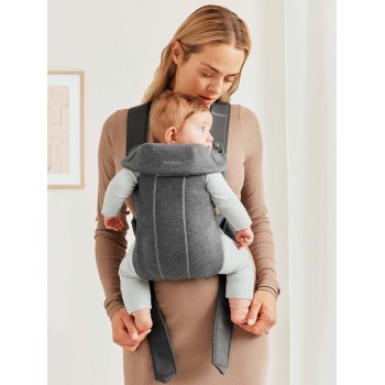 BABYBJÖRN Nosič Mini, Dark Grey 3D Jersey