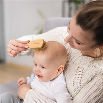 BABYONO Kefa na vlasy s prírodnými štetinkami medium 0m+