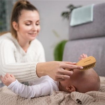 BABYONO Kefa na vlasy s prírodnými štetinkami medium 0m+