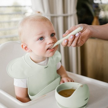 BABYONO Miska silikónová s prísavkou - sage 6m+