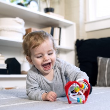 BABY EINSTEIN Hračka lopta senzorická Slide & Swirl™ 0m+