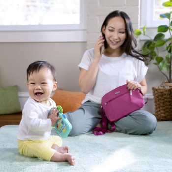 BRIGHT STARTS Hračka hudobná telefón Elephone™ 6m+