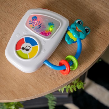 BABY EINSTEIN Hračka hudobná Maritime Melodies™ 3m+