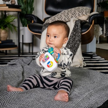 BABY EINSTEIN Hračka hudobná Maritime Melodies™ 3m+