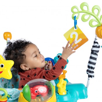 BABY EINSTEIN Skákadlo/Aktívne centrum 2v1 Curiosity Cove™ 6m+ do 11kg