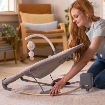 INGENUITY Lehátko masážne vibrujúce s melódiou Soulful Skies™ 0m+ do 9kg