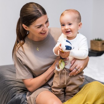 BABYONO Hračka pískacia s hrkálkou jazvec Edmund, 3m+