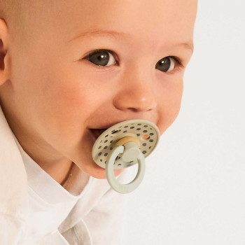 BIBS STUDIO Colour Polka cumlíky z prírodného kaučuku 2ks - veľkosť 1 Ivory / Black