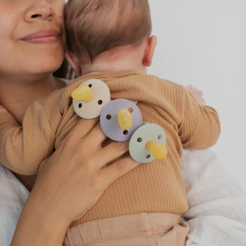 BIBS Colour anatomické cumlíky z prírodného kaučuku 2 ks - veľkosť 2 Blush Nočný / Vanilla Nočný