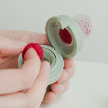 BIBS silikónový cumlík na kŕmenie Sage