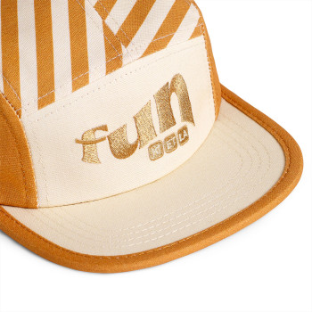 KiETLA Striped šiltovka s UV ochranou 52-56 cm Sand Stripe